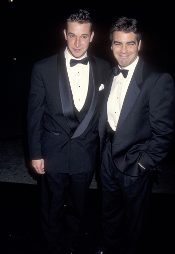 NWN-1994-010.jpg