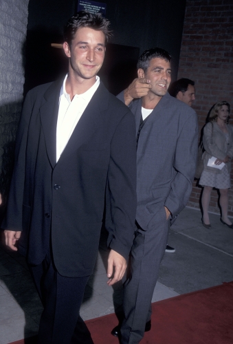 NWN-1995-055.jpg