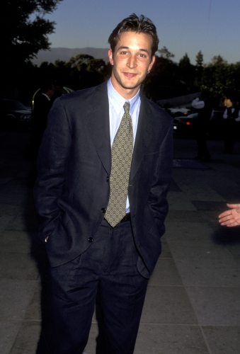 NWN-1995-046.jpg