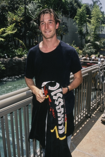 Click to view full size image
==============
NWN-1996-0115.jpg NWN-1996-0115.jpg