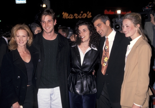 Click to view full size image
==============
NWN-1996-0023.jpg NWN-1996-0023.jpg