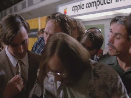 NWN-PiratesofSiliconValley-0709.jpg