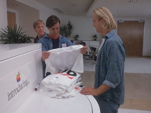 NWN-PiratesofSiliconValley-1228.jpg