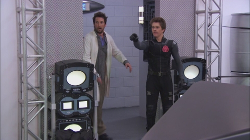 Click to view full size image
==============
NWF-LabRats-0156.jpg NWF-LabRats-0156.jpg