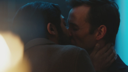 Click to view full size image
==============
NWF-ThRedLine108-0569.jpg NWF-ThRedLine108-0569.jpg